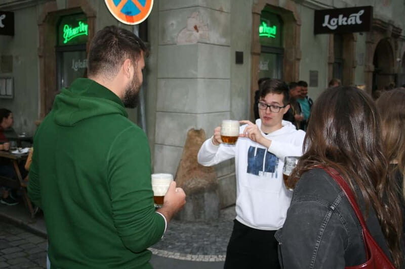 Prague Beer History: Highlights Tour with Tasting - Pamětní deska České konfese: the tour starts with context