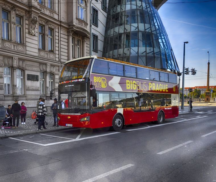 Prague: Big Bus Hop-on Hop-off, Castle Tour and River Cruise - Key highlights you should care about