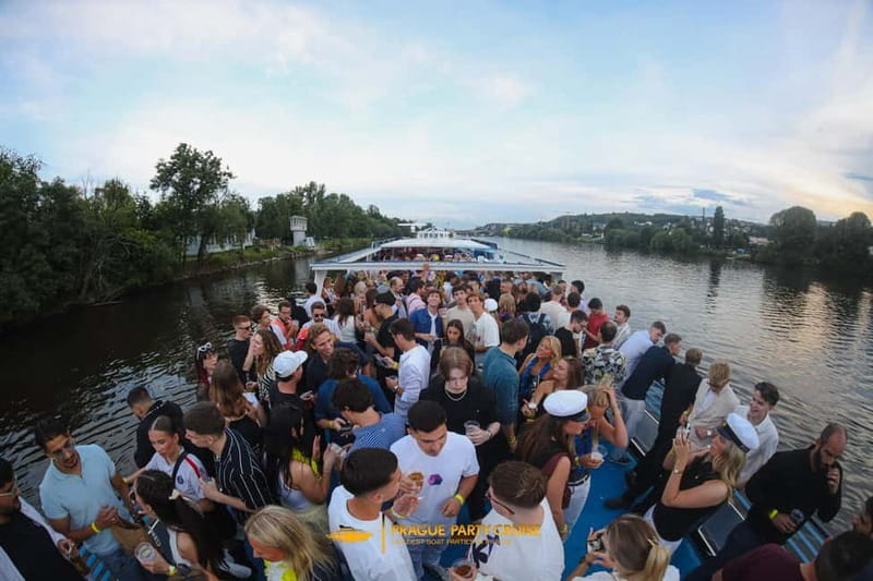 Prague : Boat Party with Afterparty at EPIC - Practical Tips I’d Use to Have a Smooth Night