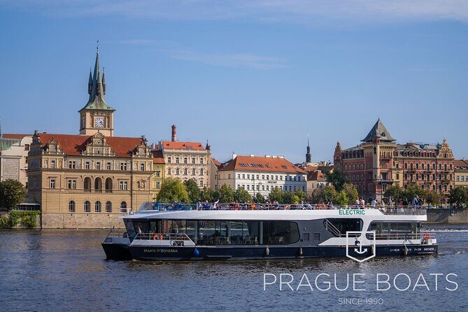 PRAGUE BOATS: 50-Minute Sightseeing Cruise - Food, Drinks, and On-Board Comfort