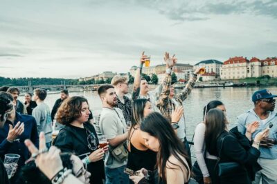 Prague: Booze Cruise with Open Bar and Duplex Entry - The Two-Hour Open Bar Cruise: Unlimited Drinks, Live DJ, and a Party-First Plan