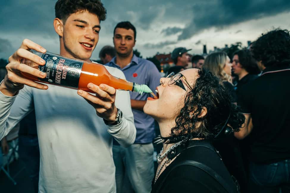 Prague: Booze Cruise with Open Bar and Duplex Entry - Price and Value: Is $73 Good for This Kind of Night?