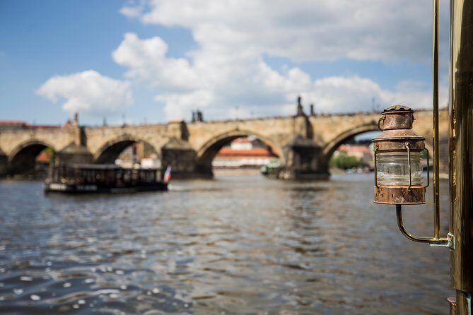 Prague Castle and Canal River Boat Tour - Old Town Square start: your fast track to Prague’s core sights