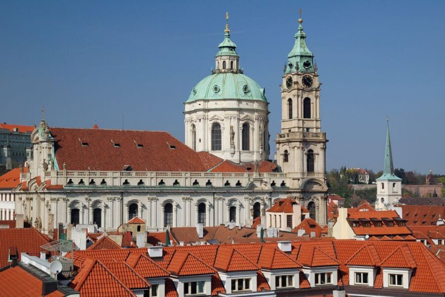Prague: Castle and Lesser Town Walking Tour with Local Guide - St. Vitus Cathedral to Start the Story