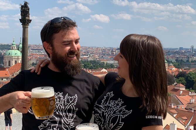 Prague Castle and Pubs Tour with Drinks Included - Guide quality and group size: why Linton, Keegan, and Gabby matter