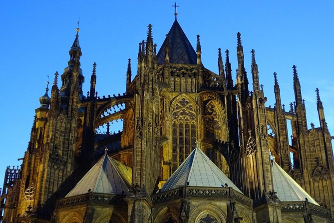 Prague Castle: Private fairytale walking tour - Prague Castle, private, with admission handled for you
