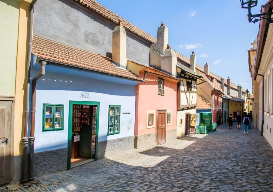 Prague Castle: Royal Palace, Cathedral, and Golden Lane Tour - Meeting at Jan Palach Square and using the tram like a local