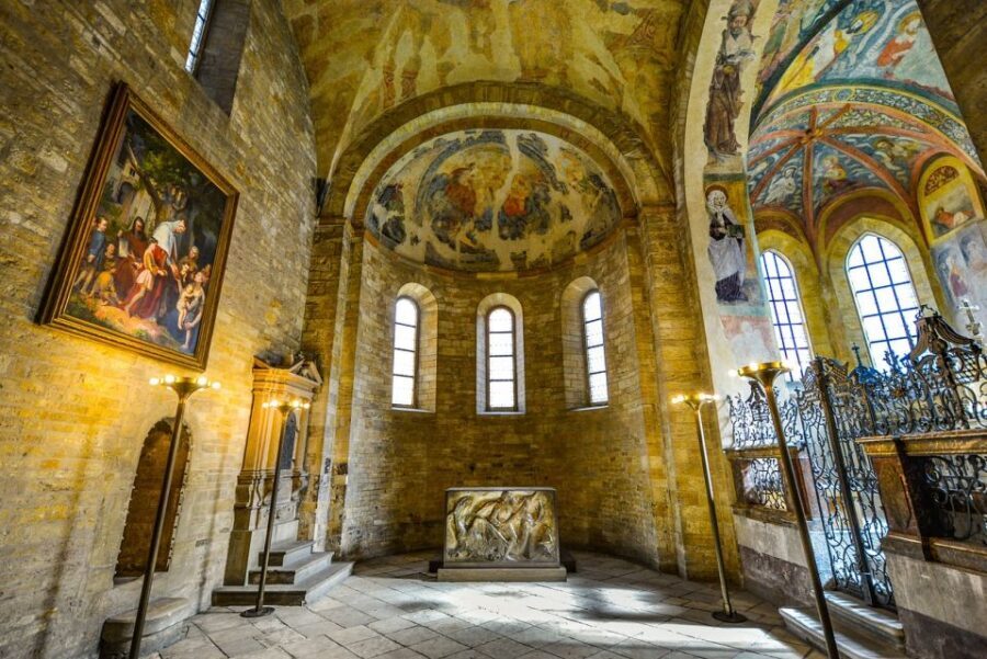 Prague Castle Tour With Tickets - Meeting up and getting inside faster (Turistico + skip-the-line)