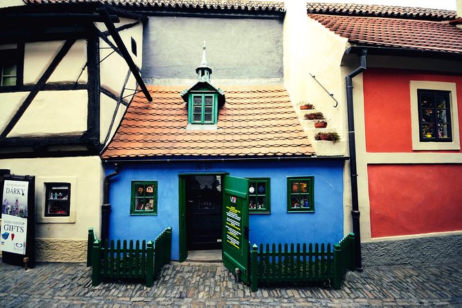 Prague Castle Walking Tour - Charles Bridge finish: turn the tour into an afternoon plan