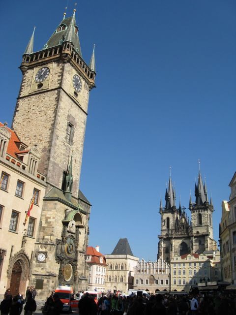 Prague City: 1-Hour Orientation Tour by Bus - Old Town views: Gothic spires and the “main hits” without hunting