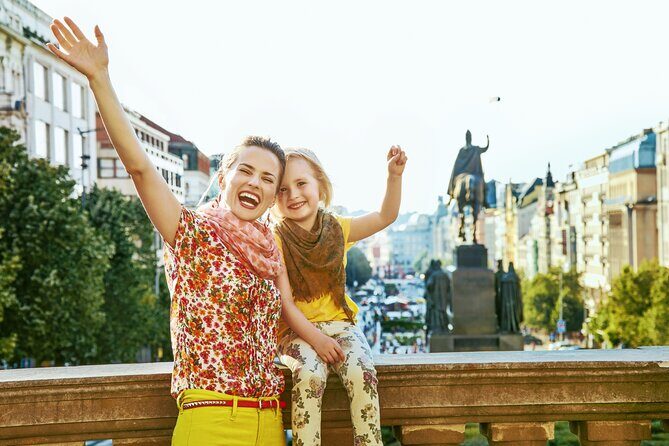 Prague City Highlights Private Tour for Kids and Families - A kids-first route through Prague Castle and Old Town