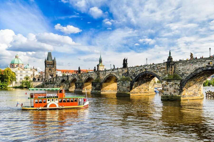 Prague: City Highlights Private Walking Tour - Key things I’d bet on