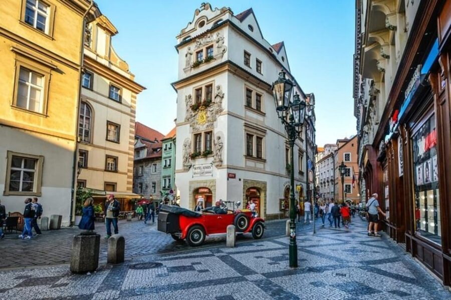 Prague: City Highlights Walking Tour - Where Wenceslas Square and Powder Tower may fit in