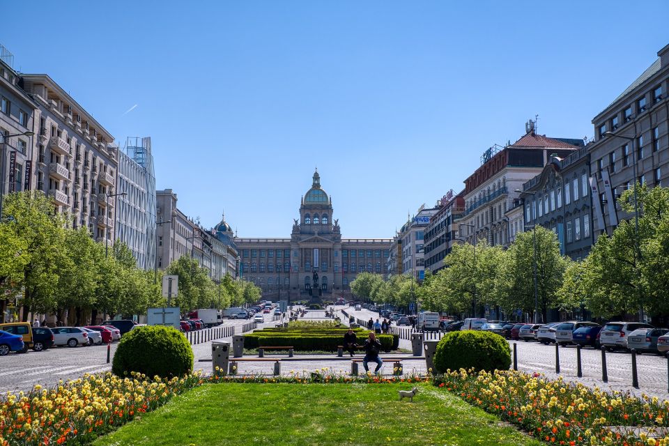 Prague Complete Tour in Spanish & Lunch, Tickets - Your “Best of Prague” Route in One Efficient Day