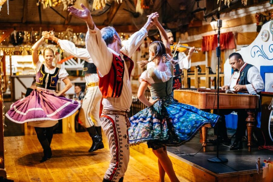 Prague: Dinner with Folk Show and Open Bar - Who should book this Czech dinner and folk show