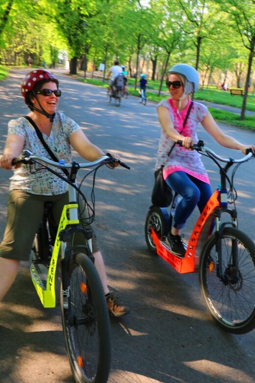 Prague: E-Bike/E-Scooter Viewpoint Tour - A Quick Reset at Prague Castle Complex