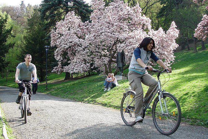 Prague E-Bike Tour - Stunning Viewpoints (small group) - Cernin Palace and Strahov viewpoint moments