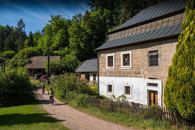 Prague E-Mountain Biking Adventure In The Bohemian Paradise - From Prague to Hrubá Skála: The First Big Scenery Hit
