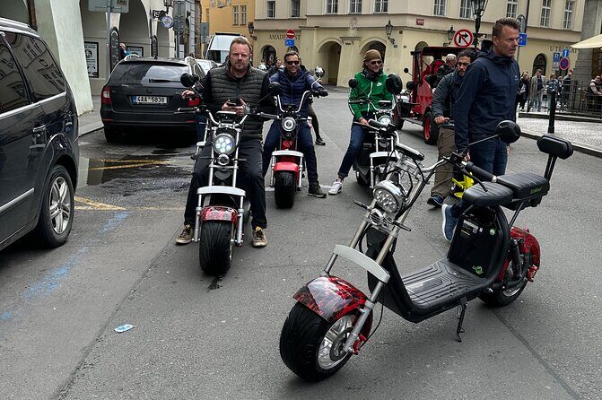 Prague E-Scooter Adventure: Fun & Easy Sightseeing 3Hours Tour - Prague Castle from Hradčany: a quick look at the biggest complex