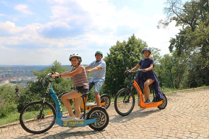 Prague: electric scooter & E-bike guided tour - Scooters vs e-bikes: choose based on how you feel on hills and cobbles