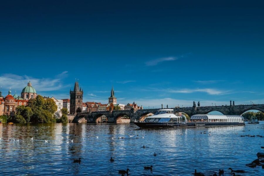 Prague: Evening Vltava River Eco Cruise with Prosecco - Why this 50-minute Vltava cruise feels worth it
