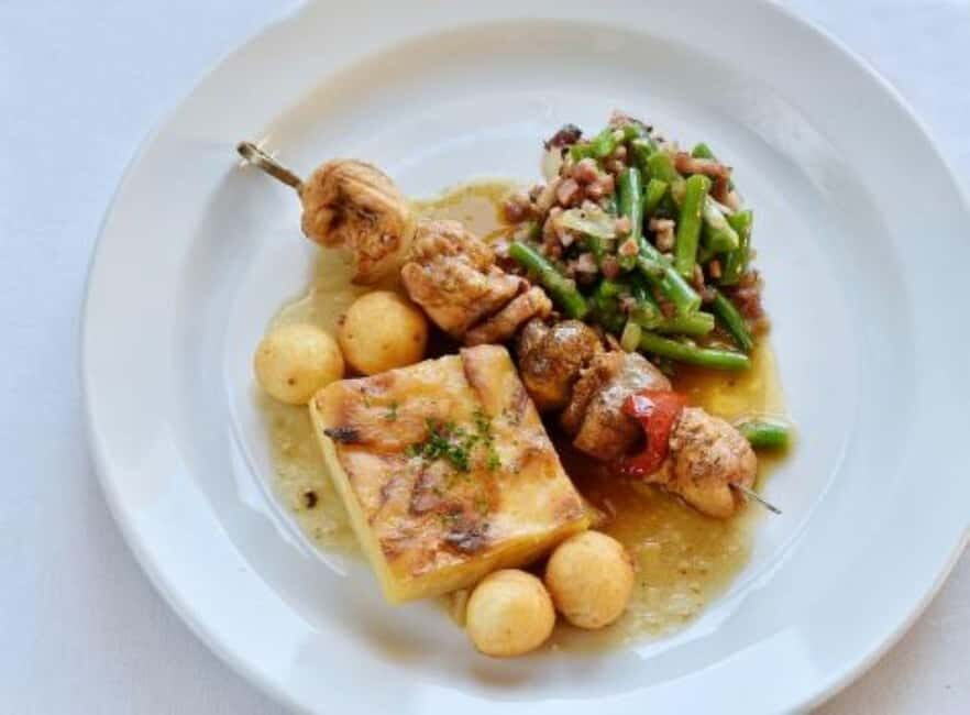 Prague: Folk Dancing Dinner Experience - Should You Book This Prague Folk Dancing Dinner Experience?