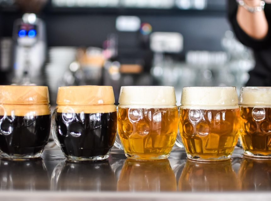 Prague: Food and Beer Guided Walking Tour with Tastings - Guides and group energy: the human factor you’ll feel