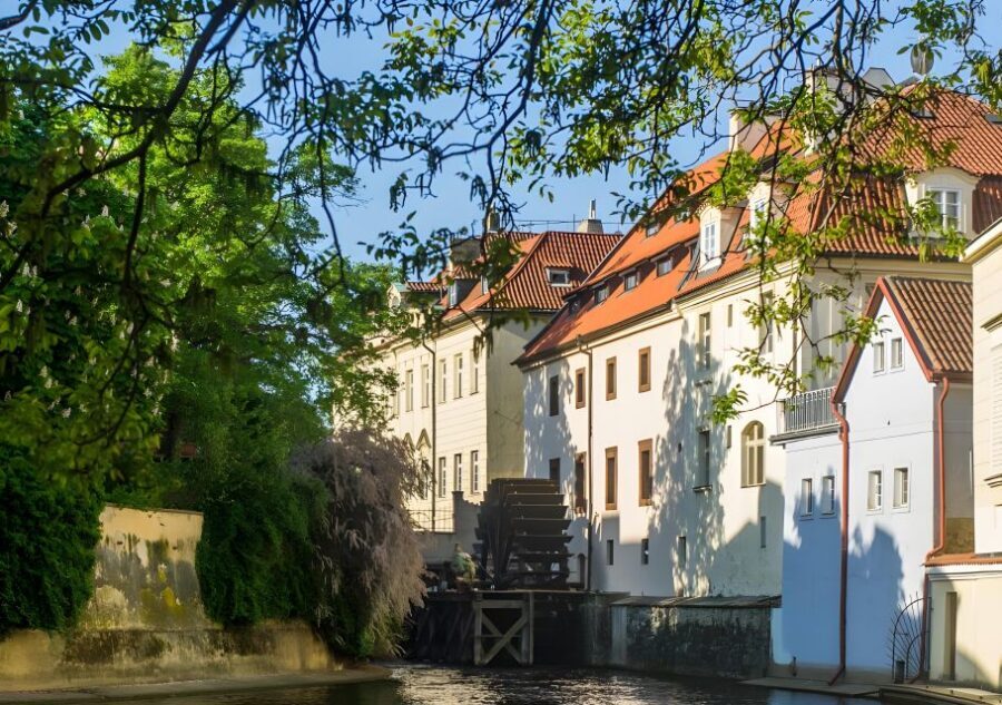 Prague: Full-Day Private Tour of Prague - 5 hours - Private pickup in Prague 1, 2, or 3 (and why it matters)