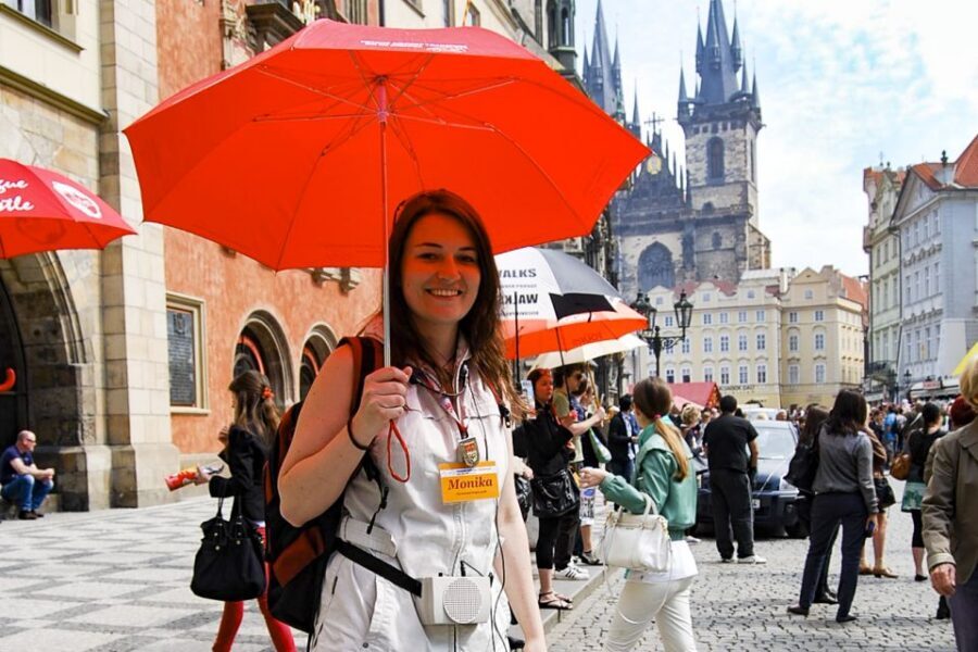 Prague: Full-Day Tour with Lunch and River Boat Cruise - A typical Czech lunch: when a break matters more than you think