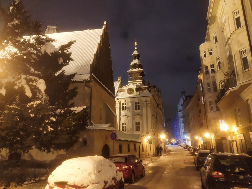 Prague: Ghost Walking Tour - Languages and Pace: English, Czech, German