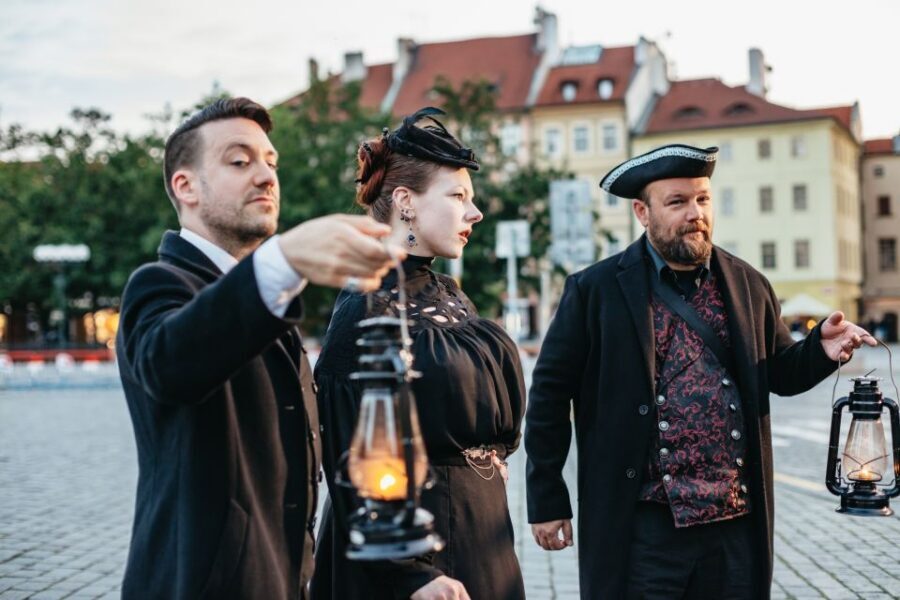 Prague: Ghosts and Legends Nighttime Guided Walking Tour - Old-New Synagogue and Jewish Quarter Legends: A Different Kind of Darkness
