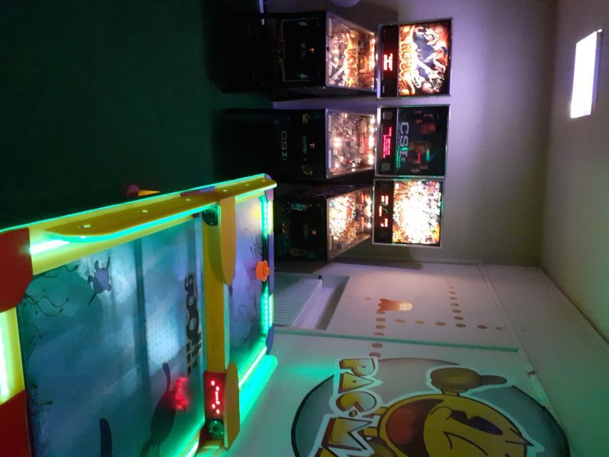 Prague: Glow Golf Mini Golf Game by UV Light - Glow Golf in Prague Old Town: What You’re Really Signing Up For