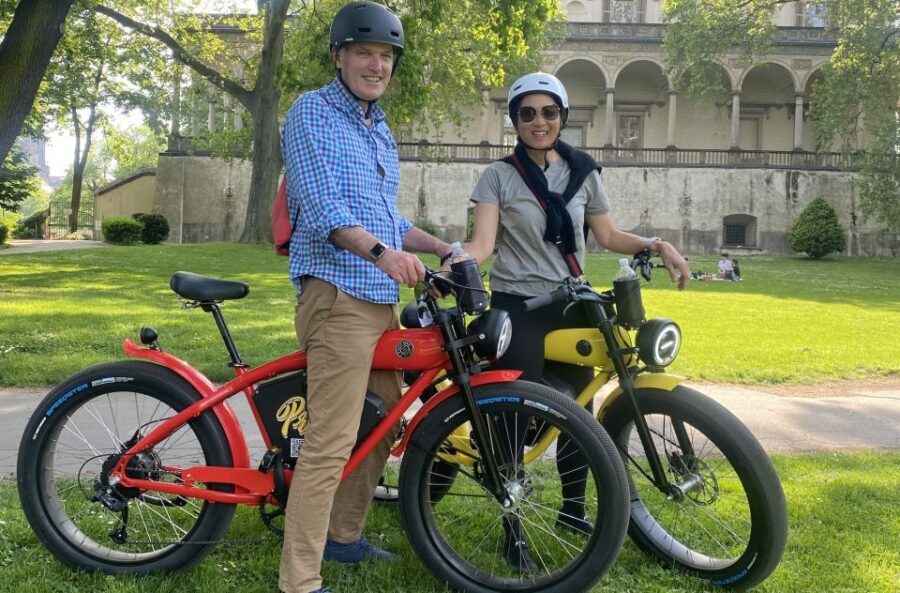 Prague: Grand City Tour on Fat e-Bike - FAQ