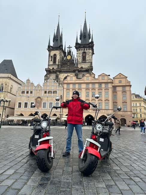 Prague: Guided Fat Tire e-Scooter Tour - Petrin Park down to the narrowest street