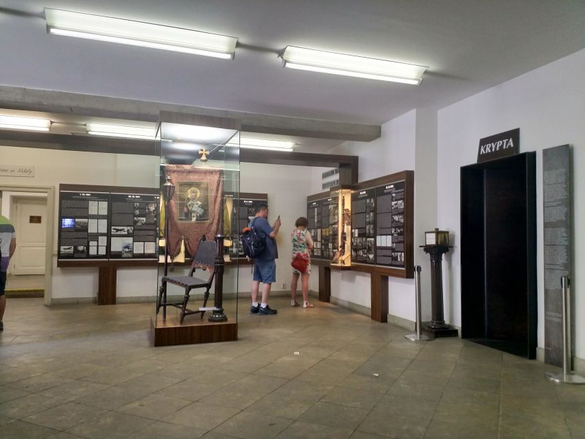 Prague: Guided Operation Anthropoid Tour with Lidice - Riding to Lidice: The Distance Between Resistance and Revenge