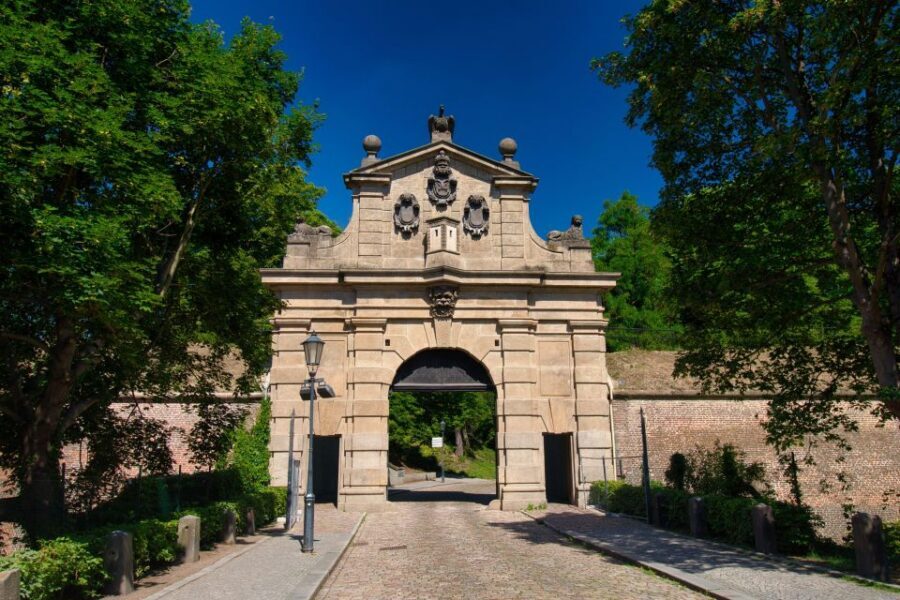 Prague: Guided tour to the historic fortress of Vyšehrad - Prague’s skyline from Vyšehrad: the photo stop that actually delivers