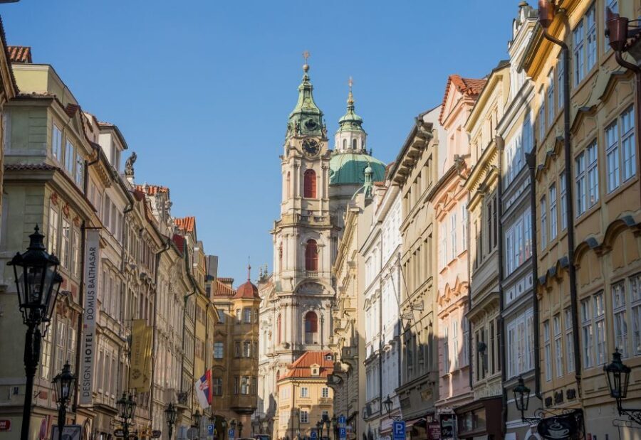 Prague: Guided Walking Tour of Prague's Jewish Quarter - Maisel Synagogue and the Prosperity Era You Can Actually Picture
