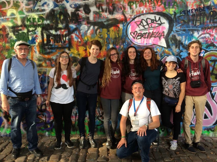 Prague: Half-Day City Highlights Walking Tour - Getting Your Bearings Near Faculty of Law and Rue de Paris