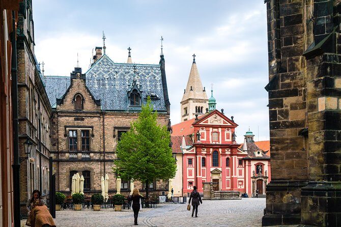 Prague Half Day City Tour by Bus and by Foot - Weather and Timing: When You Should Plan Around the Tour