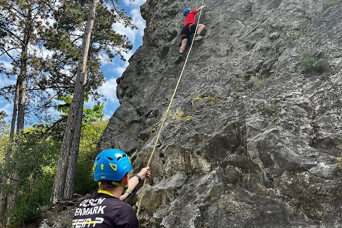 Prague Half-Day Rock Climbing Experience with Instructor - The Group Size and Why It Affects Your Quality of Learning