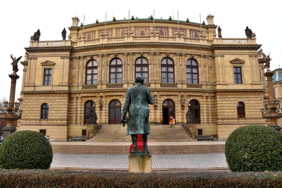 Prague: Hidden Gems Walking Tour with Local Guide - Pařížská Street Art Nouveau Details That Are Easy to Miss Alone