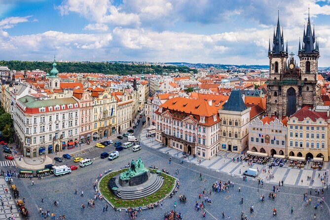Prague Highlights in Half a Day - U Novaku and the Facade Game: Architecture for People Who Like to Look Closely