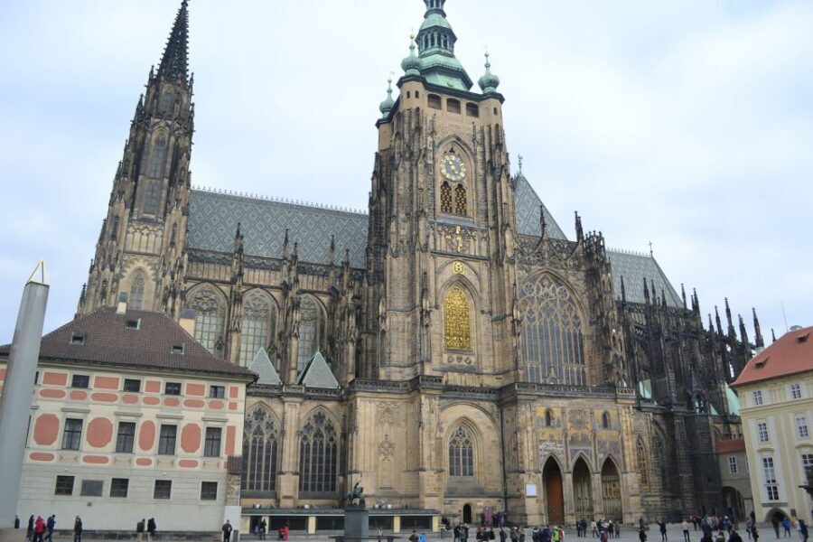 Prague: Historic City Center Bus Tour with Top Sights - Quick hits