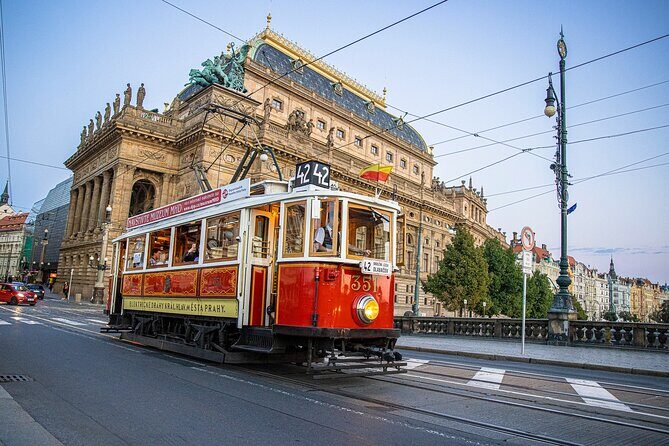 Prague Hop on Hop off Sightseeing Tram - Getting Your Bearings: How Tram Line 42 Works in Real Life