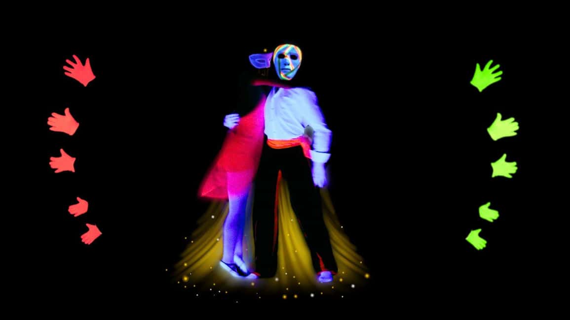Prague: Images of Love Black Light Theatre Show - Drinks, snacks, and practical comfort in a tight space