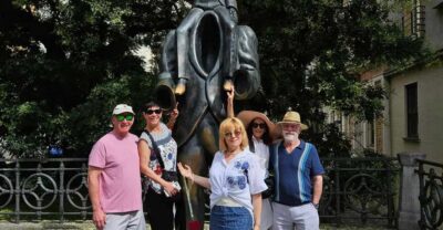 Prague: Jewish Quarter Half-Day Private Walking Tour - Starting under Kafka: the Spanish Synagogue setup you’ll be glad you get