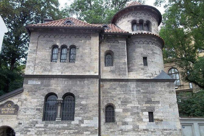 Prague Jewish Quarter Private Half-Day Walking Tour - Entering Prague’s Jewish Quarter with a private guide