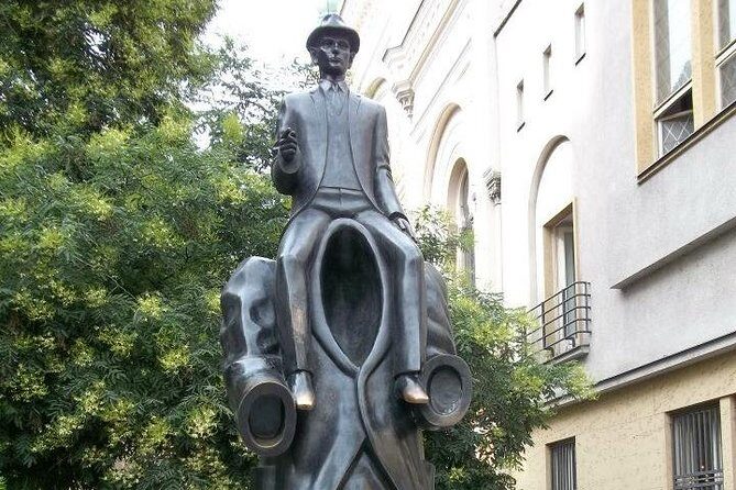 Prague Jewish Quarter Private Half-Day Walking Tour - Stop 3: Spanish Synagogue and Moorish style that hints at Spain