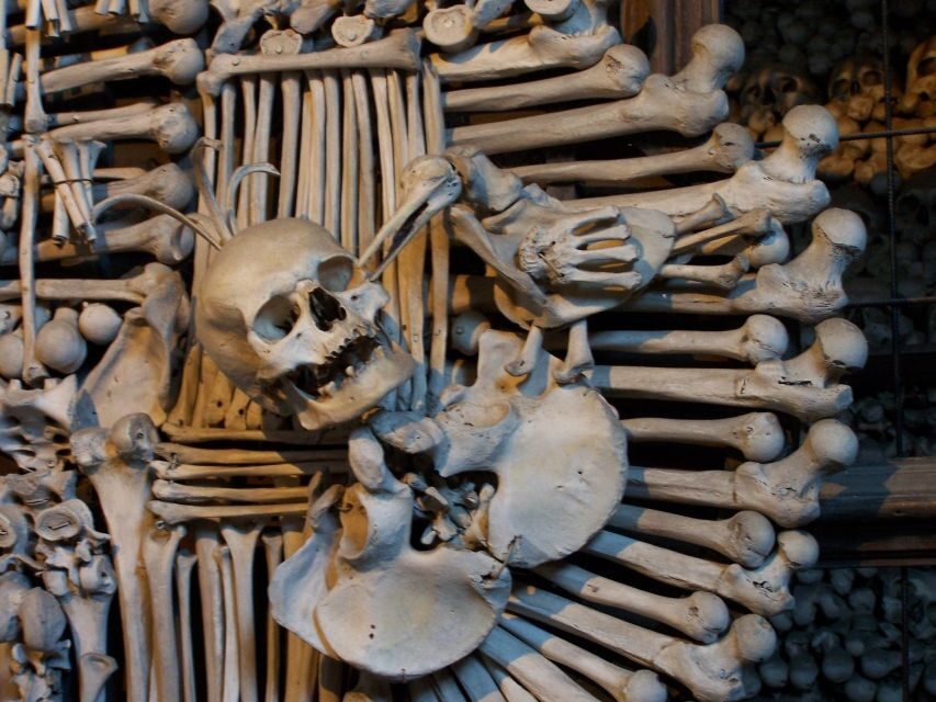 Prague: Kutná Hora, St Barbara's Cathedral and Bone Church - Kingdom Come fans: medieval Kutná Hora on your game map
