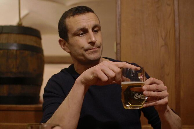 Prague Microbrewery Tour and Beer Tasting - Where you meet, and how you get around without burning your day